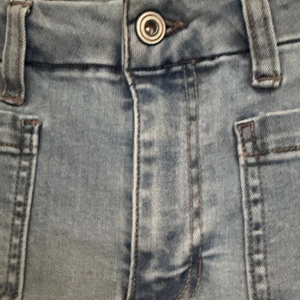 BCBGeneration Light Blue wide leg Jeans - Picture 4 of 8